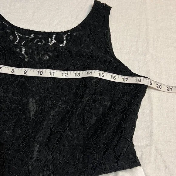 Ellen Tracy Size 12 Black Lace Floral Fit & Flare Midi Dress Formal Party - Picture 9 of 12